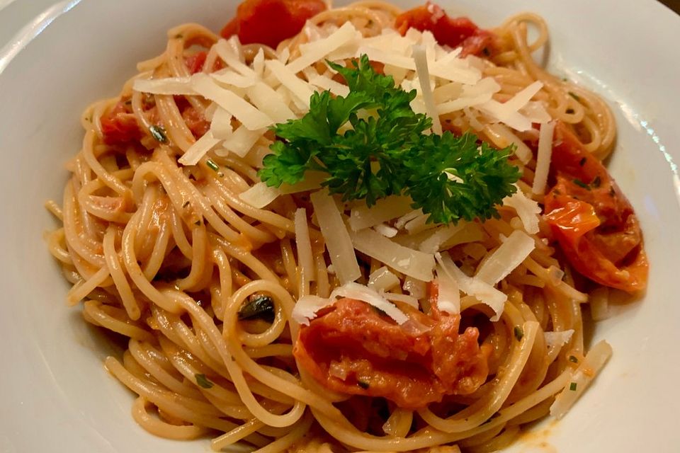 Spaghetti alla napoletana