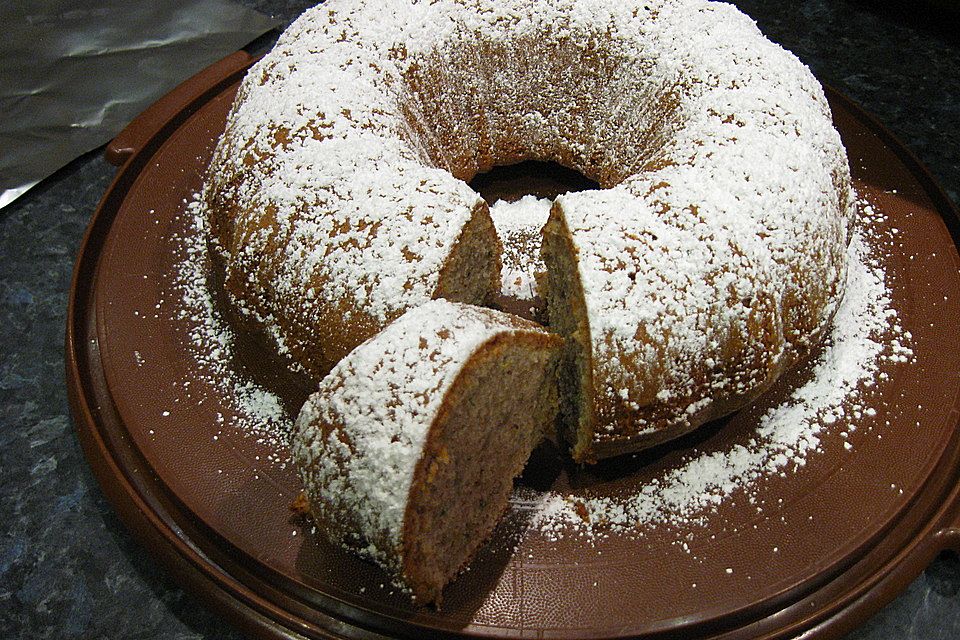 Zucchini - Nuss - Kuchen