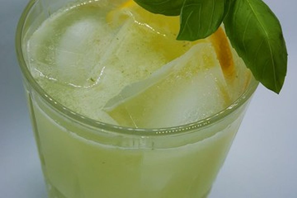 Gin Basil Smash