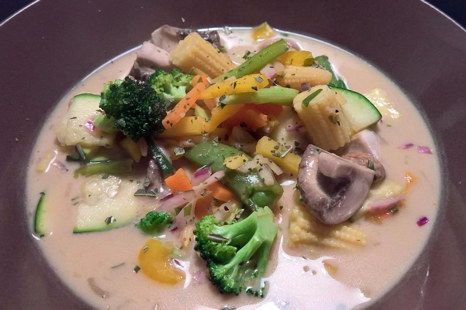 Tom Kha Jay Suppe