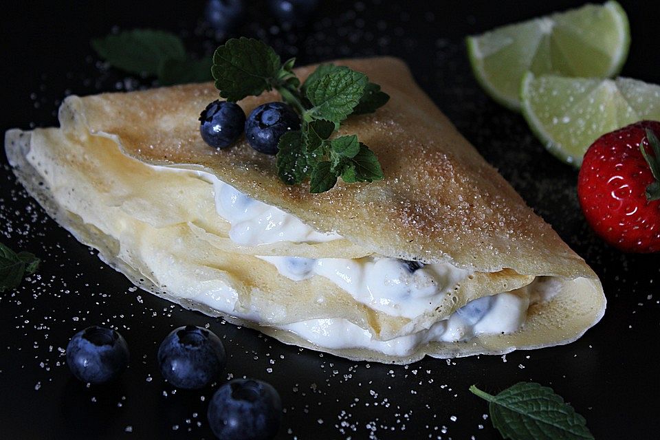 Palatschinken mit Topfen-Bananencreme