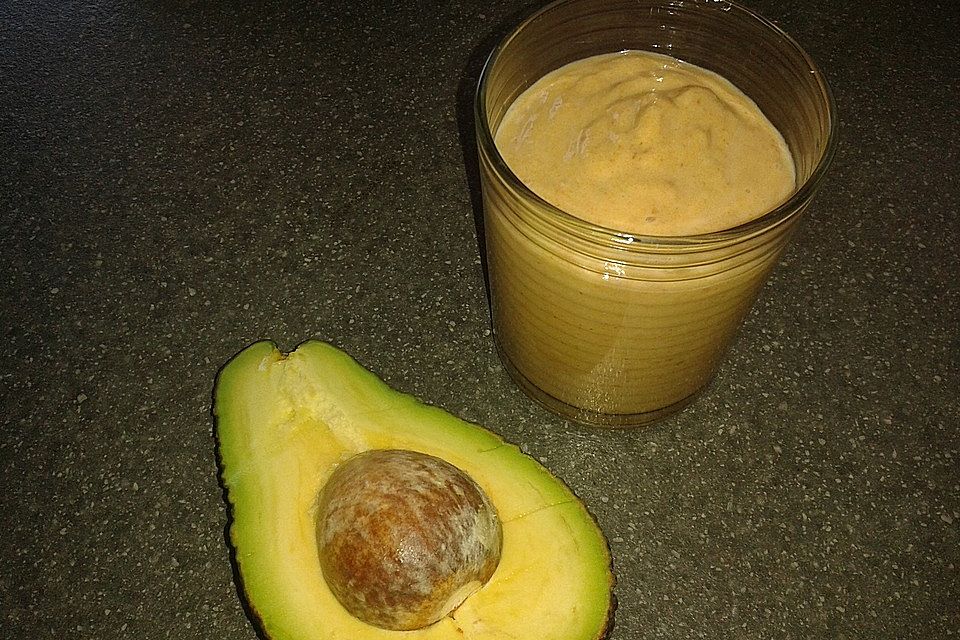 Avocado-Aprikosen-Joghurt-Smoothie