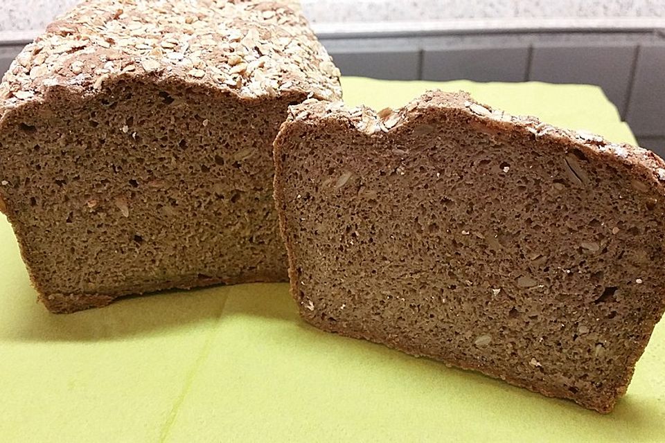 Glutenfreies Chia-Powerbrot