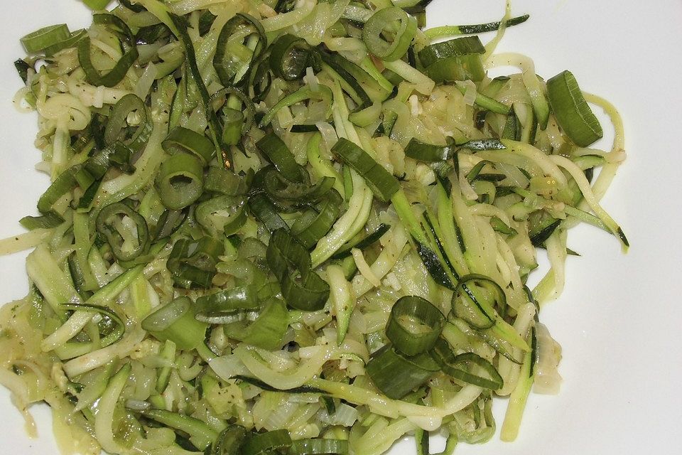 Zucchini-Salat