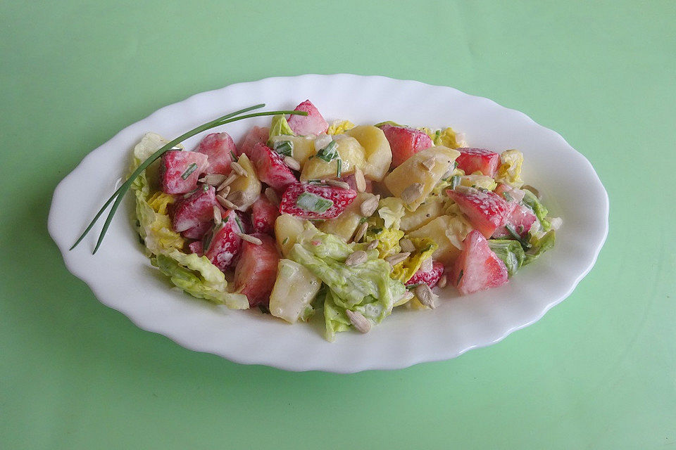 Kartoffel-Erdbeer-Salat