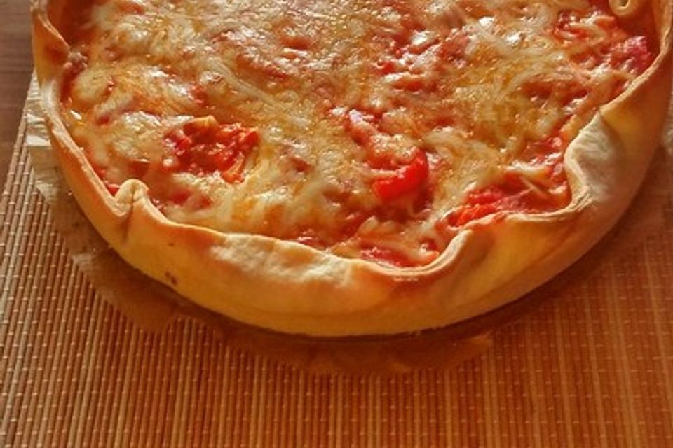 Vegetarische Paprika-Zwiebel-Quiche