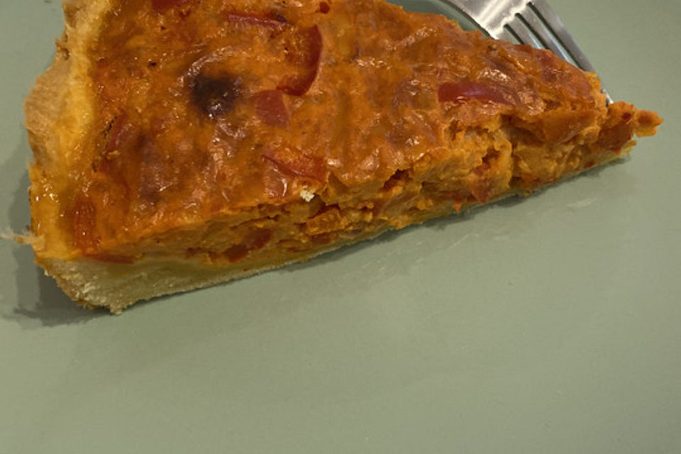 Vegetarische Paprika-Zwiebel-Quiche