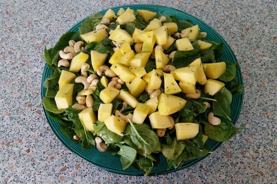 Mango-Spinat-Salat