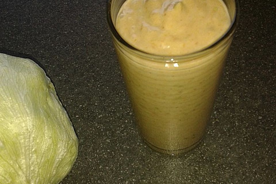 Avocado-Eisbergsalat-Aprikosen-Smoothie