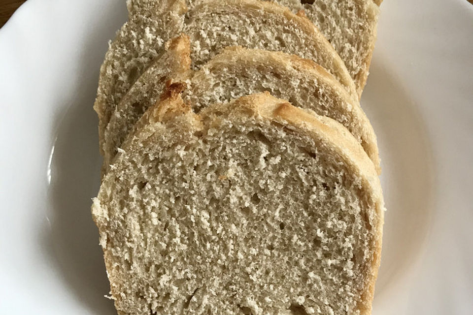 Helles Dinkelbrot