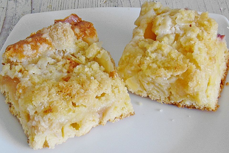 Streusel Apfel Blechkuchen