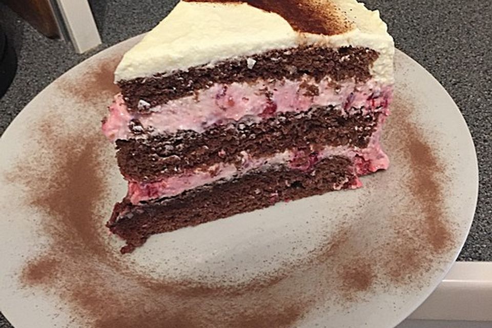 Schokoladige Himbeertorte