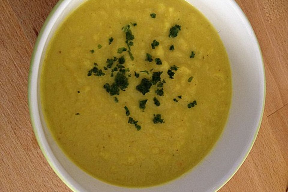 Blumenkohlsuppe mit Kokos