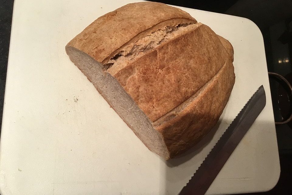 Freigeschobenes Weizenbrot