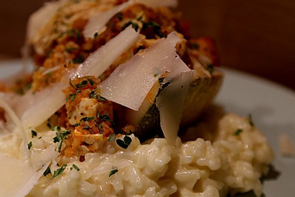 Gefüllte Zucchini mit Risotto