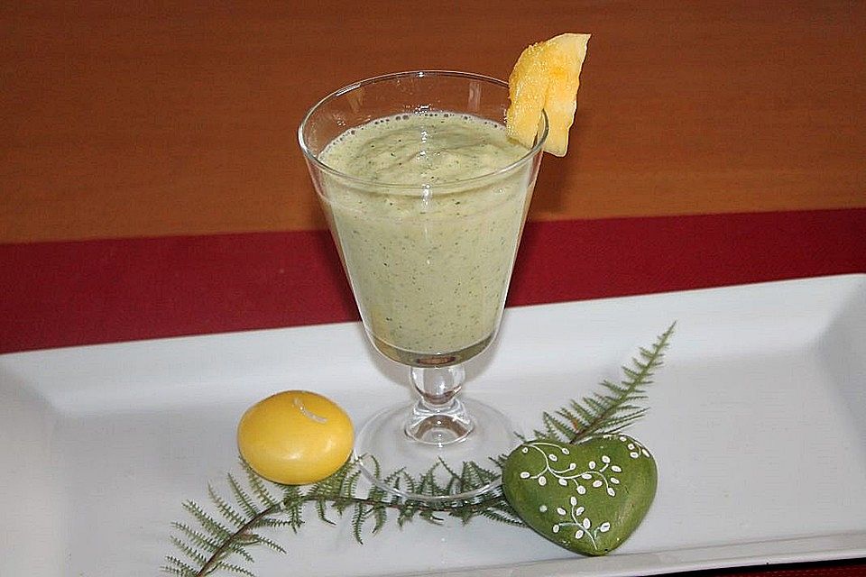 Zucchini-Ananas-Dickmilch-Smoothie