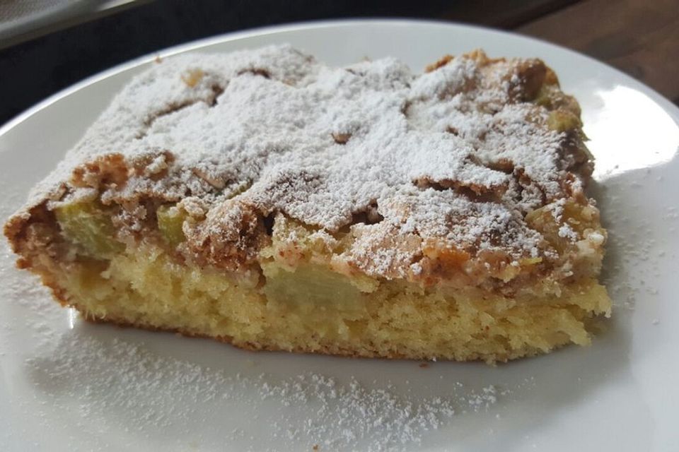 Rhabarberkuchen mit Baiser