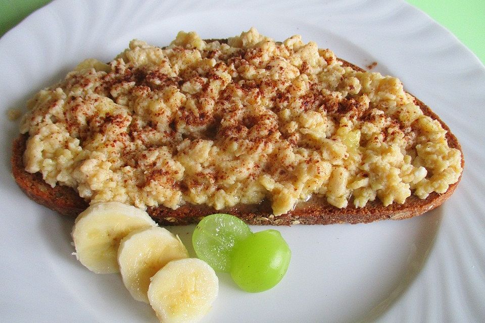 Rühreier mit Banane