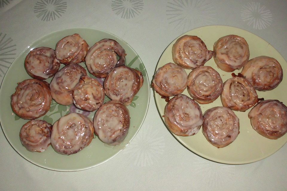 Zimtschnecken mit Frischkäse-Zuckerguss