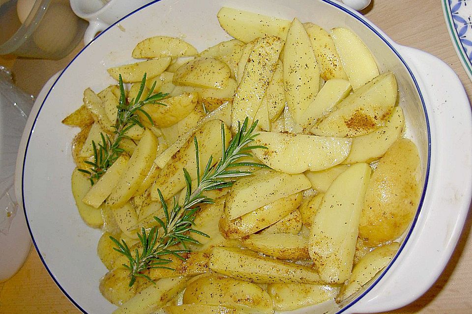 Zitronenkartoffeln aus dem Backofen