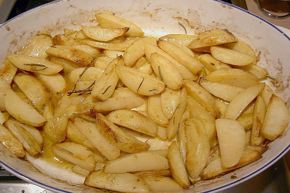 Zitronenkartoffeln aus dem Backofen