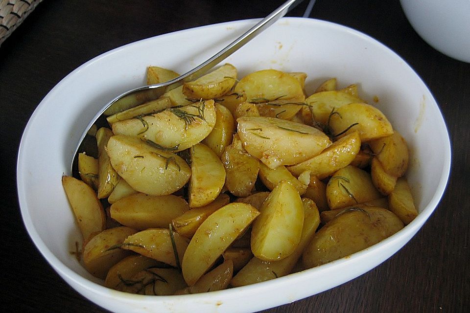 Zitronenkartoffeln aus dem Backofen