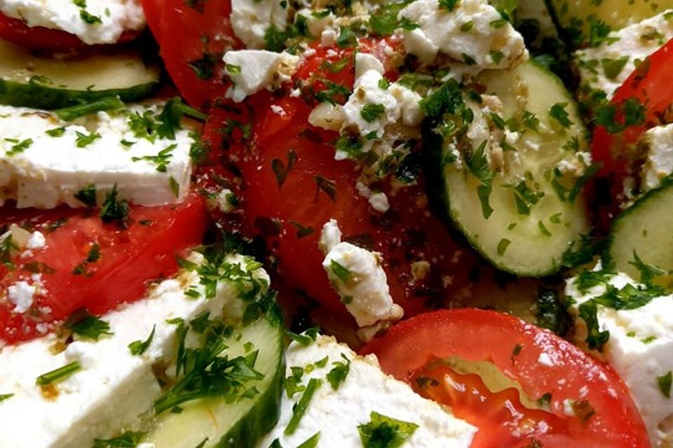 Gurke-Tomate-Feta-Carpaccio