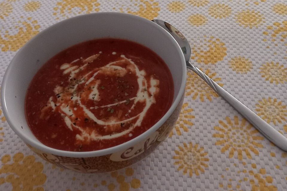 Käse-Tomaten-Suppe