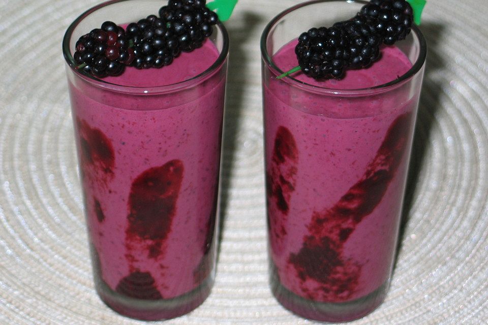 Brombeer-Vanille-Shake