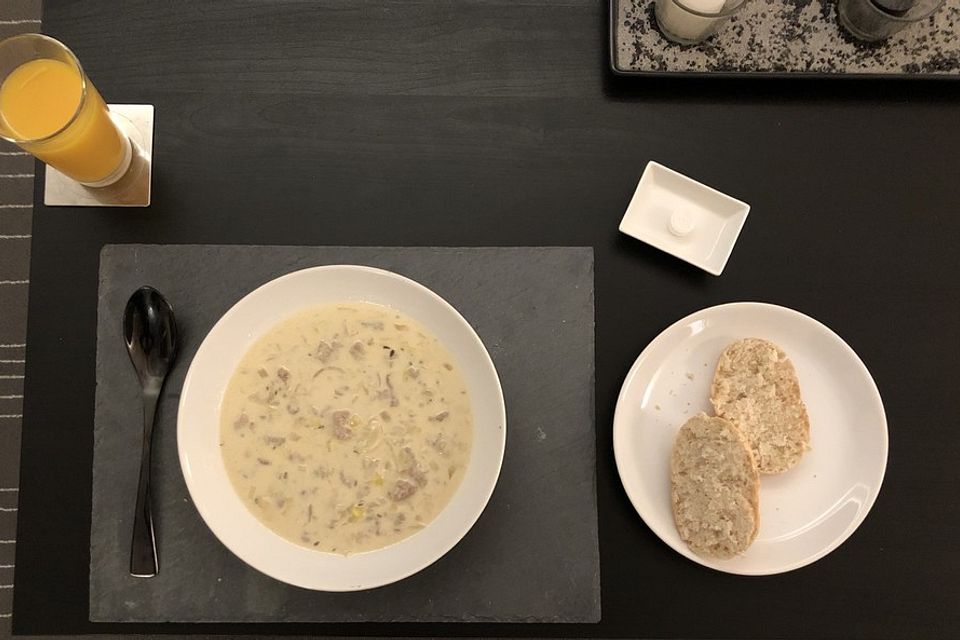 Hack-Käse-Porree-Suppe