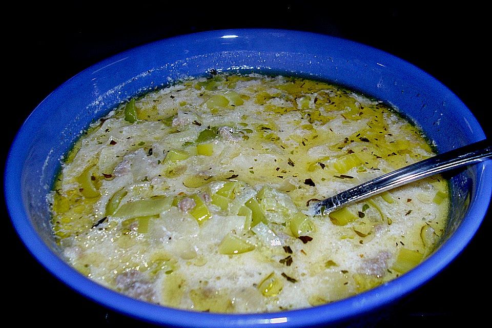 Hack-Käse-Porree-Suppe