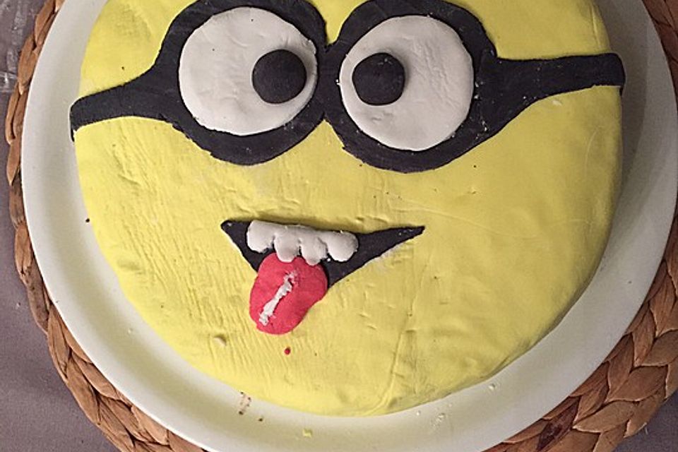 Minion Torte