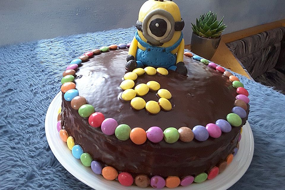 Minion Torte