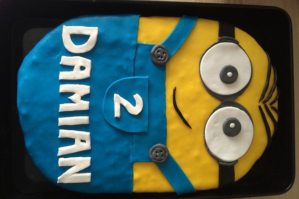 Minion Torte