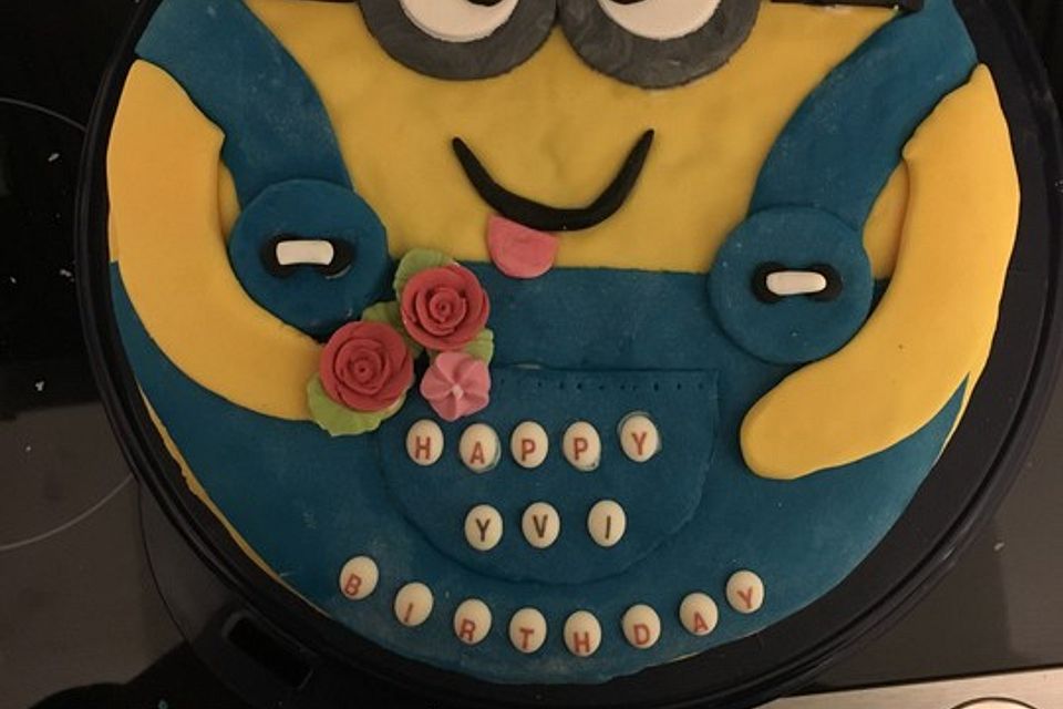 Minion Torte