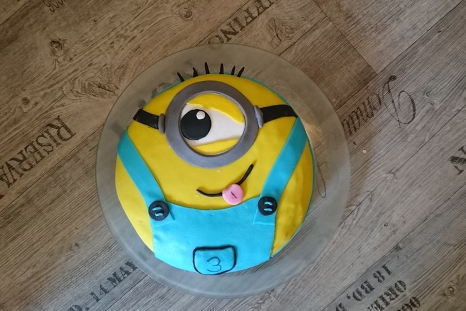 Minion Torte