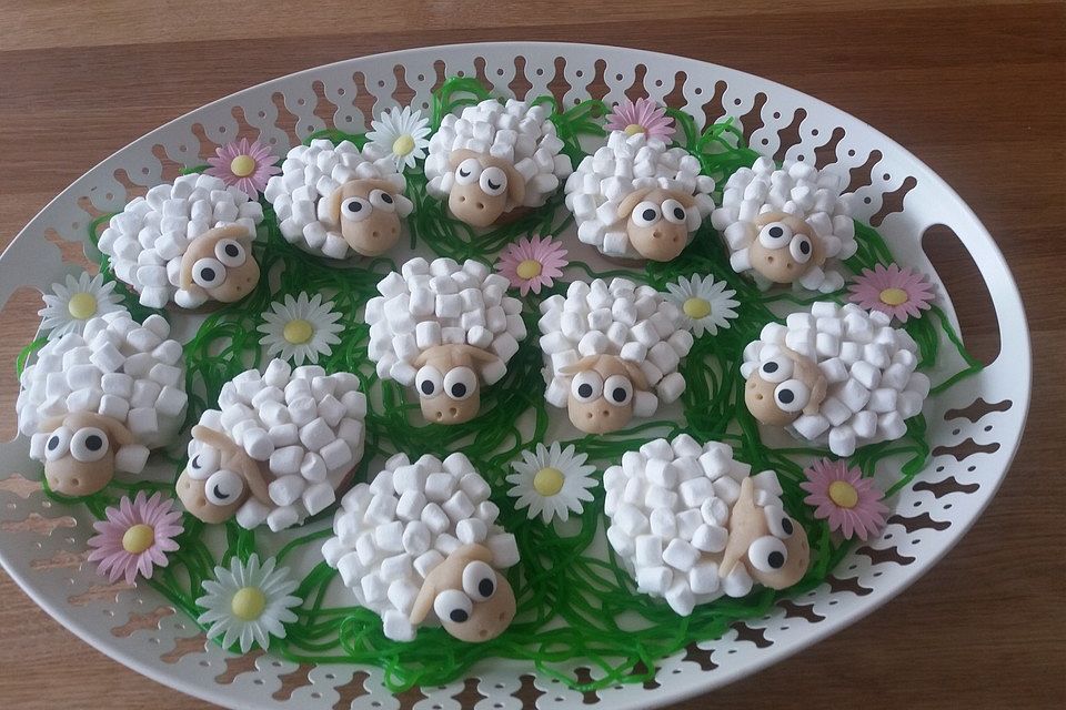 Schäfchen-Cupcakes