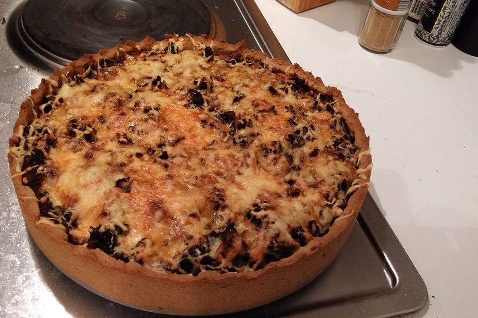 Schwarzkohlquiche