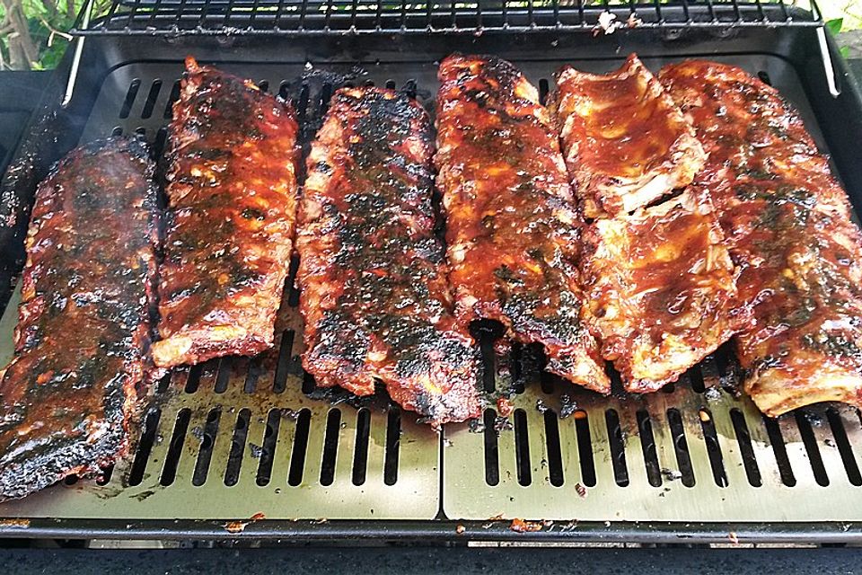 Spareribs mit karamellisierter Marinade