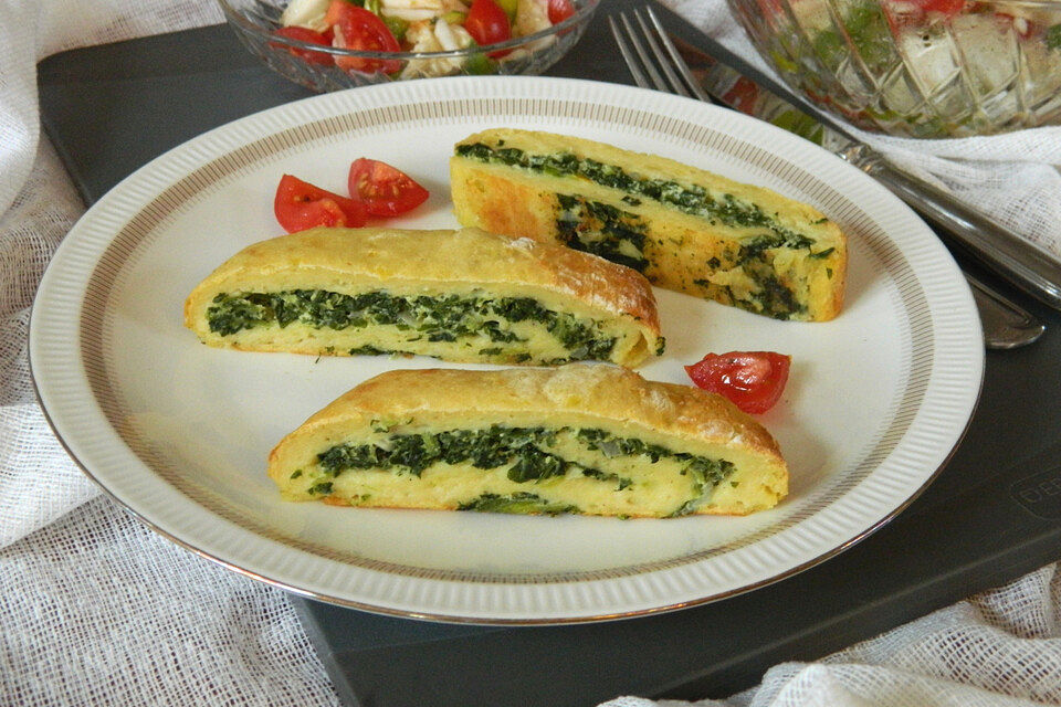 Kartoffelrolle mit Spinatfüllung