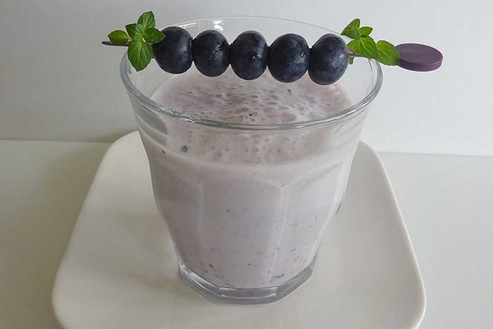 Soja-Blaubeer-Smoothie