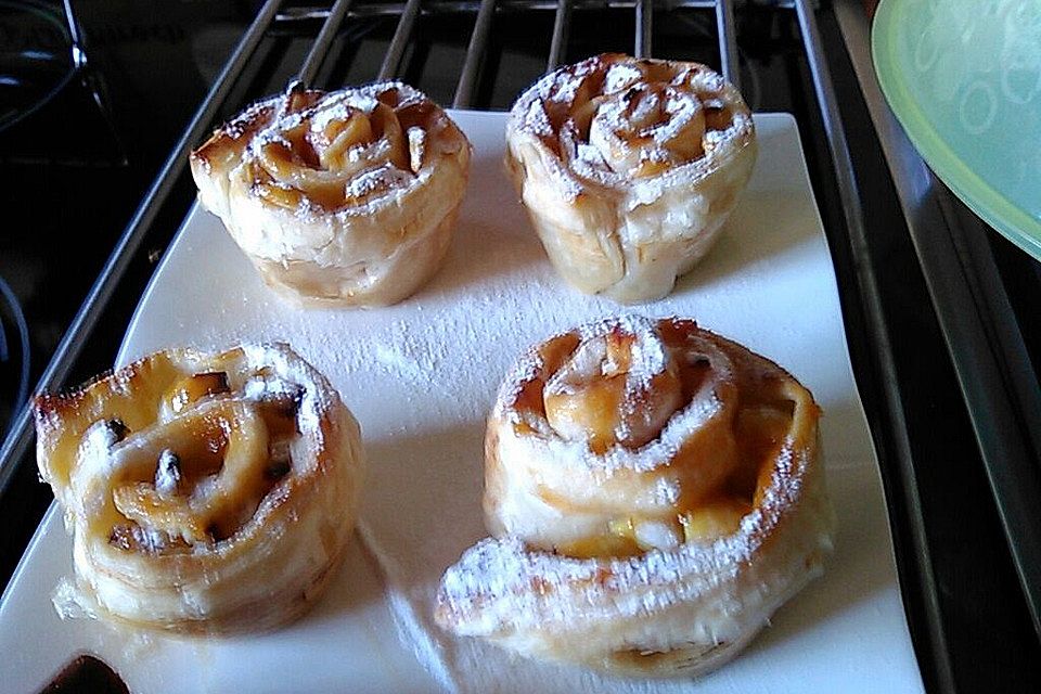 Blätterteig-Apfel-Rosen