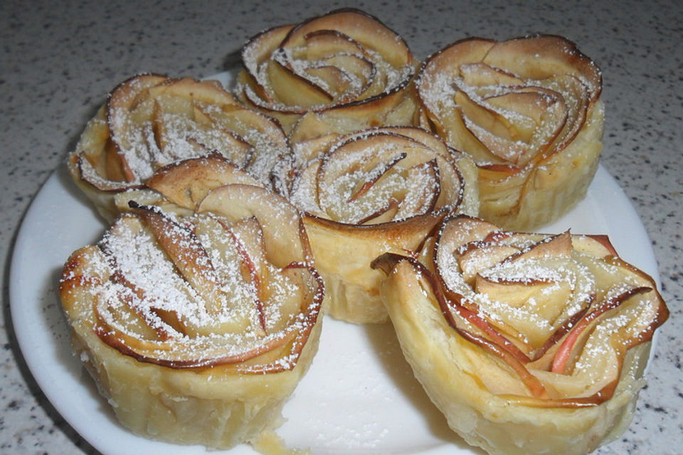 Blätterteig-Apfel-Rosen