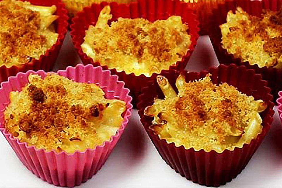 Mac & Cheese Muffins