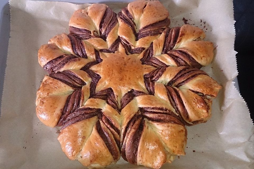 Nutella-Blume aus Brioche