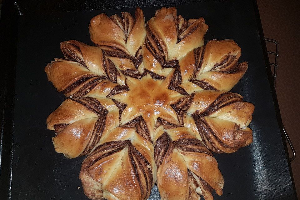 Nutella-Blume aus Brioche