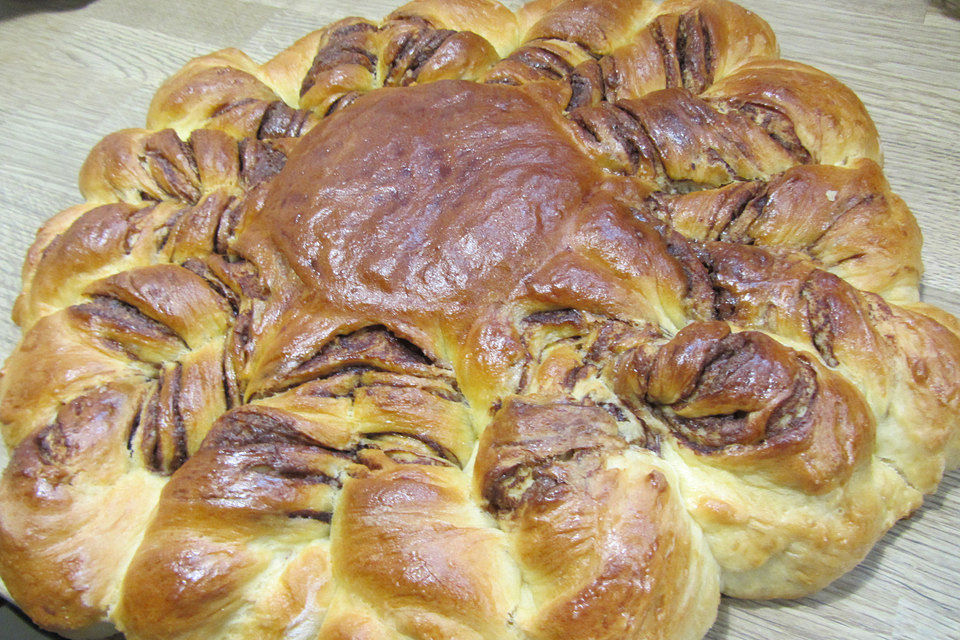 Nutella-Blume aus Brioche