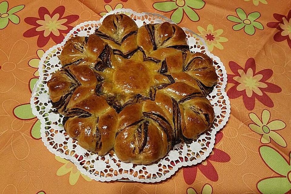 Nutella-Blume aus Brioche