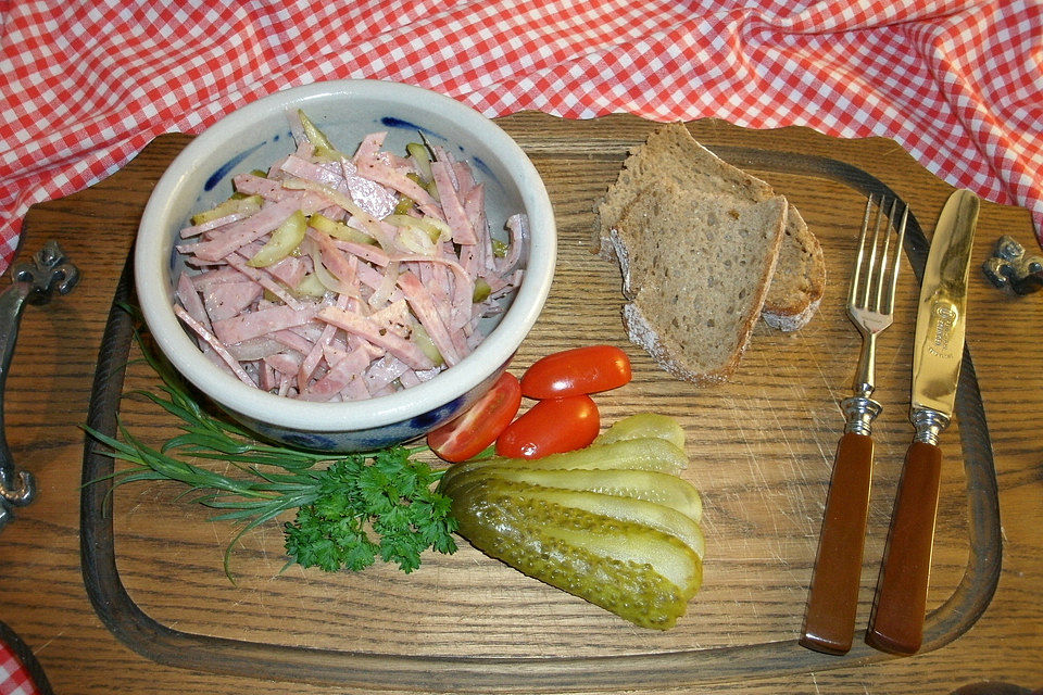 Schwartenmagen Salat