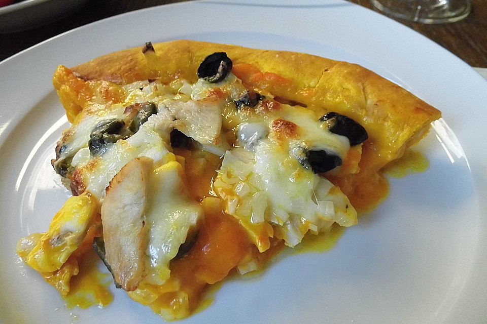 Kürbispizza mit Hähnchenbrust